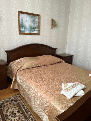 Гостиница Русь Богородицк Люкс с 1 спальней-4