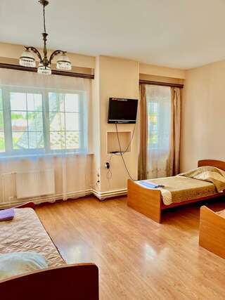 Гостиница Русь Богородицк Семейный номер Делюкс-1