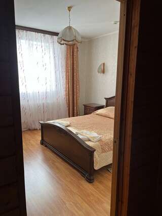 Гостиница Русь Богородицк Люкс с 1 спальней-2